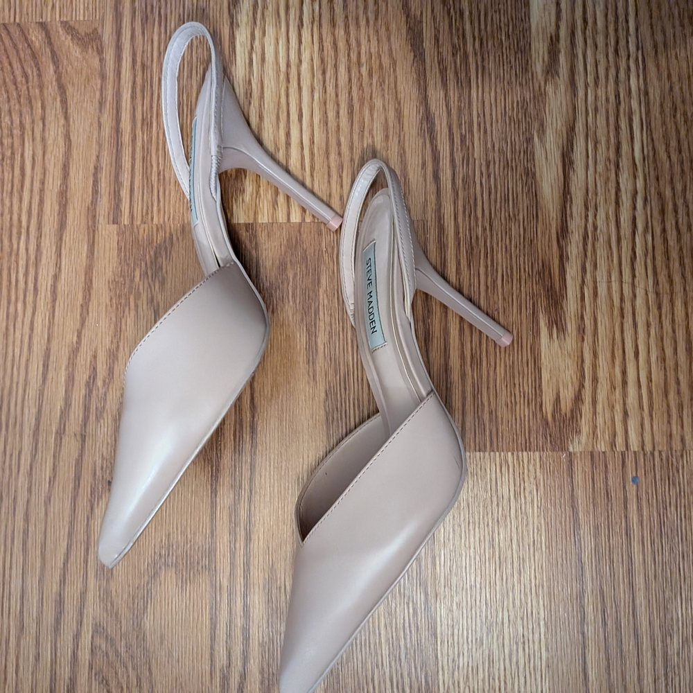 Steve Madden Nude Slingback Heels